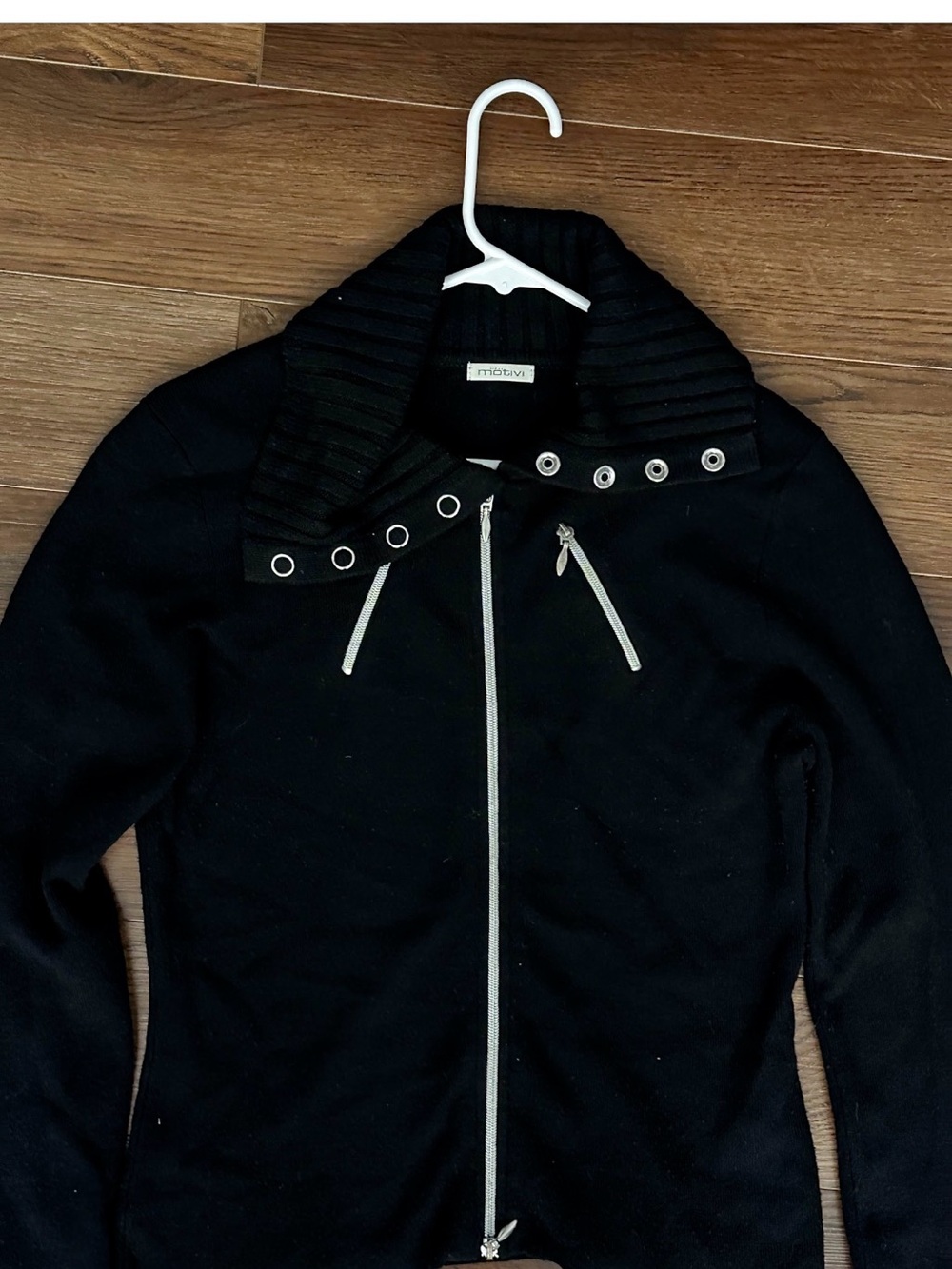 Motivi Black Zip-Front Sweatshirt with Eyelet Collar